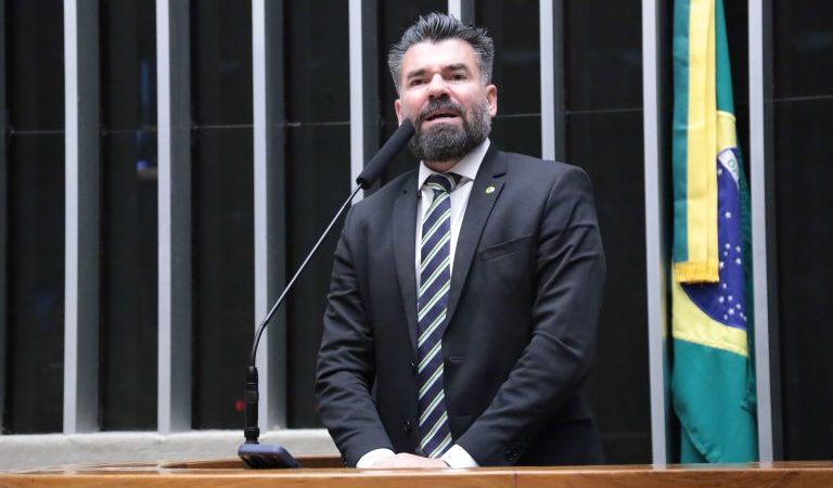 Comissão aprova prioridade para investigação e julgamento de crimes sexuais contra crianças
