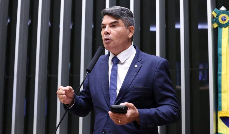 Comissão aprova projeto que garante a vítima informação sobre investigação e processo penal