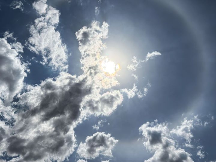Beleza nos céus, halo solar não é sinal de chuva, diz especialista