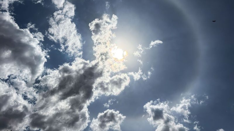 Beleza nos céus, halo solar não é sinal de chuva, diz especialista
