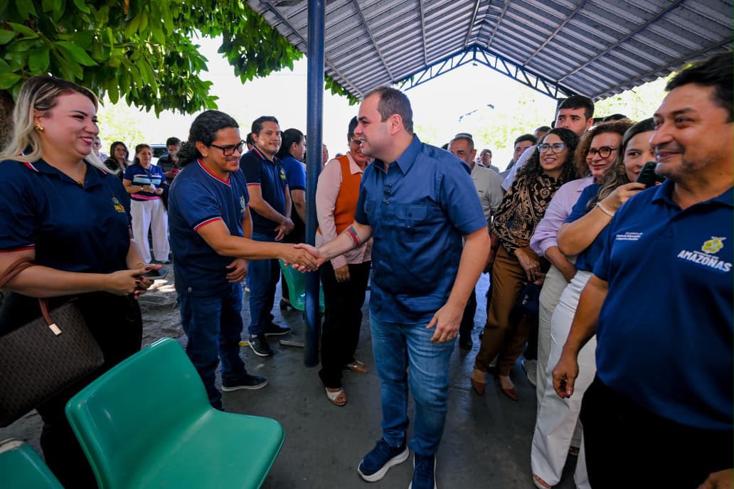 Governador Roberto Cidade anuncia concurso público com 7,8 mil vagas para reforçar a rede estadual de ensino