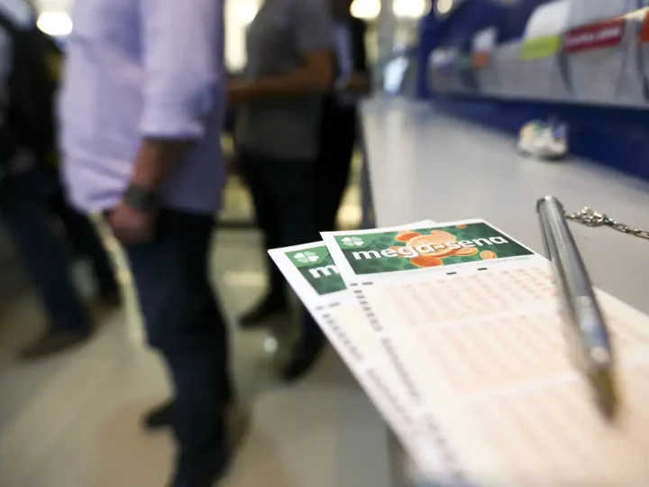 Mega-Sena acumula para R$ 50 milhões; confira os números sorteados