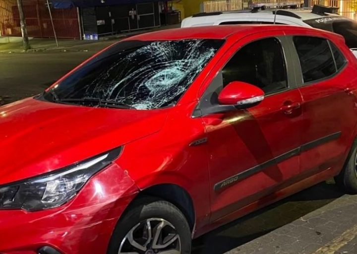 Mulher é presa por atropelar pedestre e tentar fugir do local do acidente