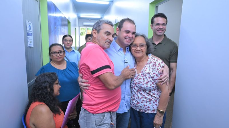 Governador Roberto Cidade acompanha ações de saúde voltadas a crianças e idosos neste sábado