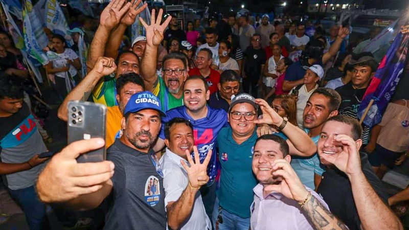 Em Presidente Figueiredo, Roberto Cidade mobiliza apoiadores durante megacarreata