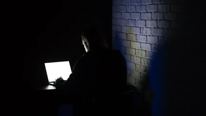 TSE debate combate a deepfake nas eleições