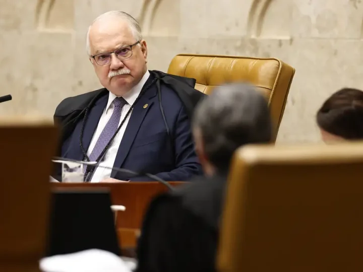 Em meio a crise, Fachin cancela sessão plenária desta quarta-feira