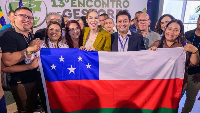 Thaisa Cidade acompanha abertura do 13º Encontro de Gestores do Amazonas