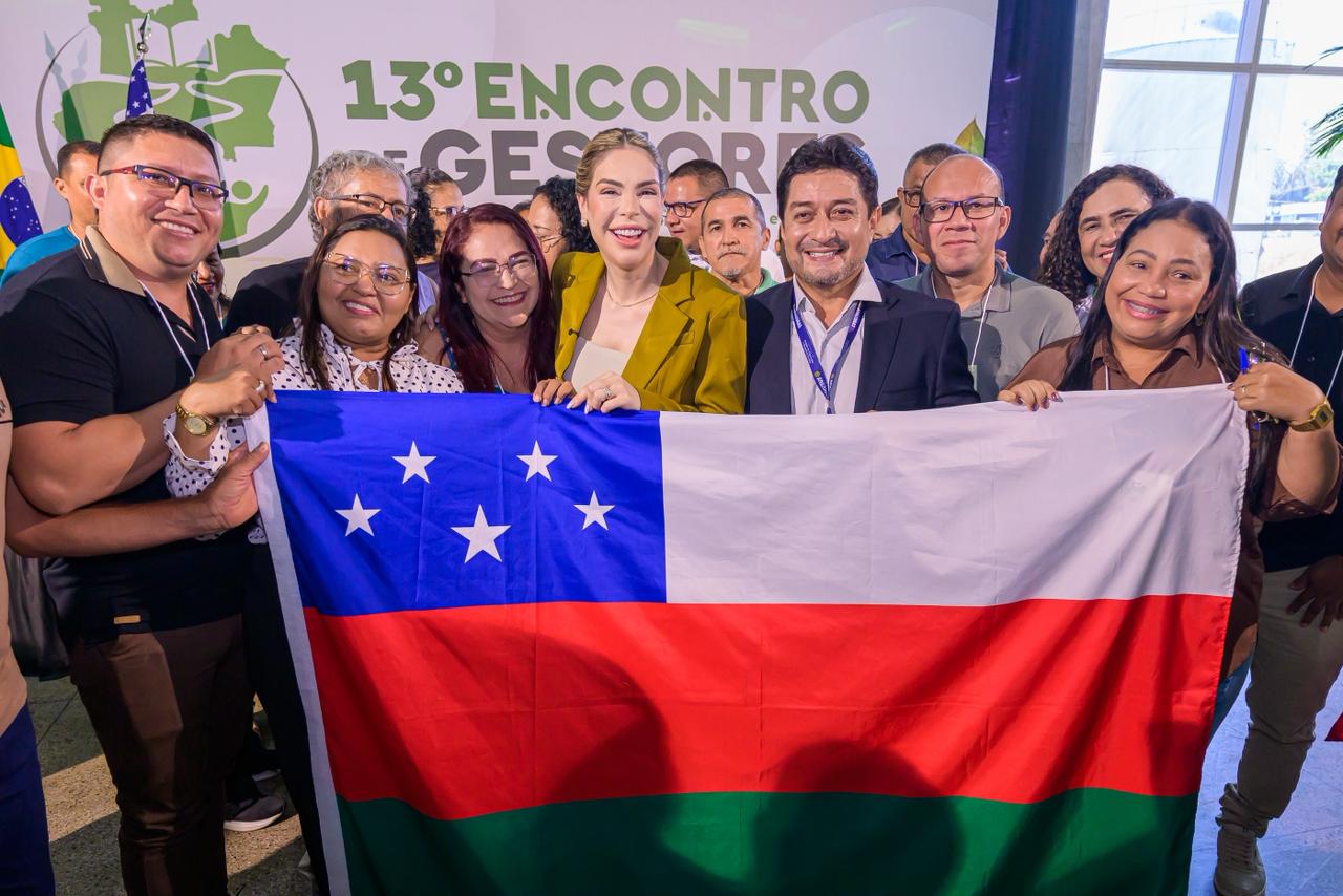 Thaisa Cidade acompanha abertura do 13º Encontro de Gestores do Amazonas