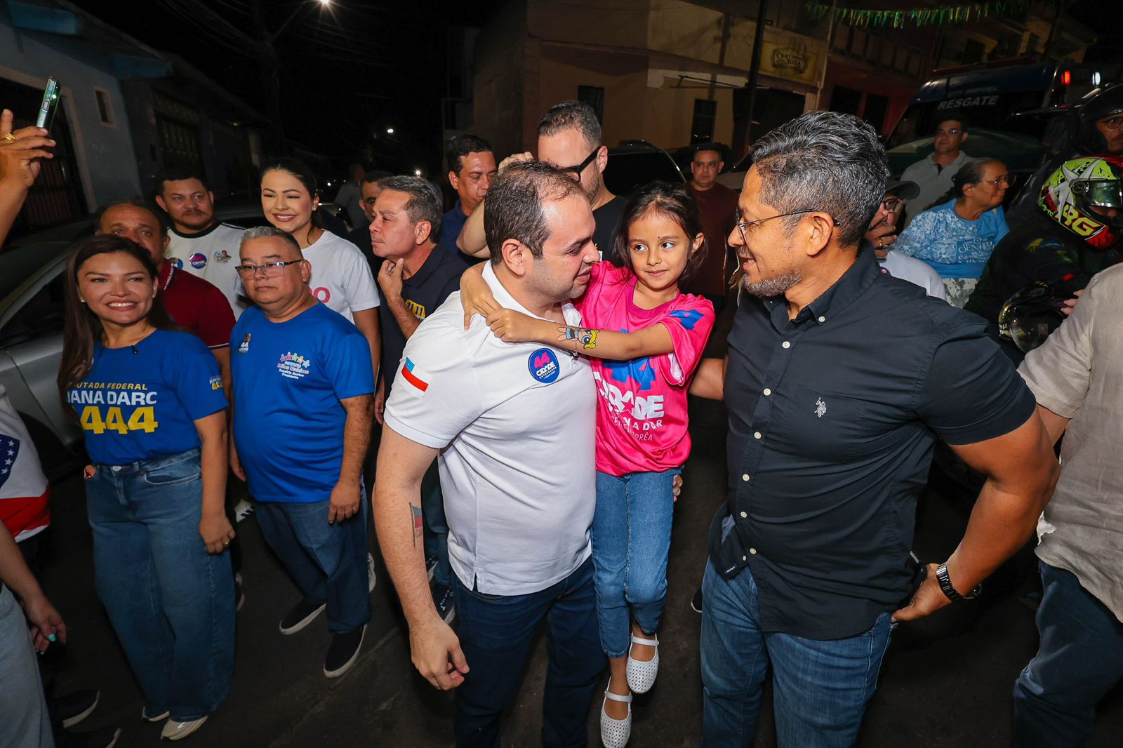 Roberto Cidade reúne mais de 4 mil pessoas na Zona Oeste e reforça compromissos com o Amazonas