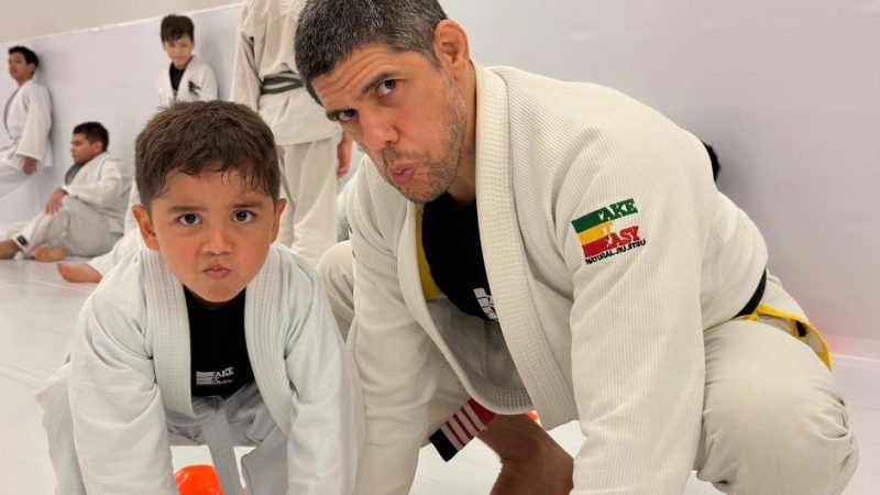 Muito além do tatame: jiu-jitsu transforma comportamento e autoestima de alunos em Manaus