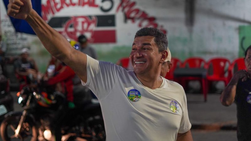 “Aqui, é o quarto maior núcleo urbano irregular do país. Então, a nossa luta tem que ser contínua: levar a regularização fundiária para o povo”, afirmou Jesus