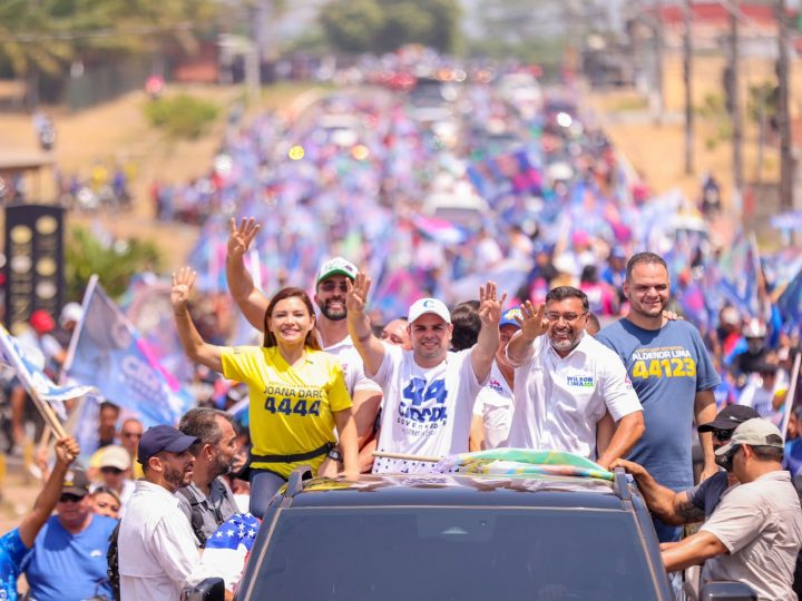 Roberto Cidade encerra maratona deste final de semana pelo interior com mega carreata em Itacoatiara