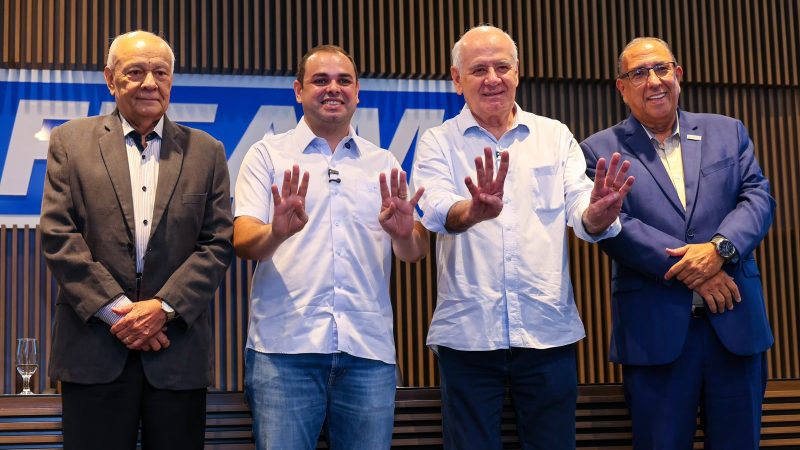 Roberto Cidade defende diálogo com indústria e novas matrizes econômicas para gerar emprego e renda no Amazonas