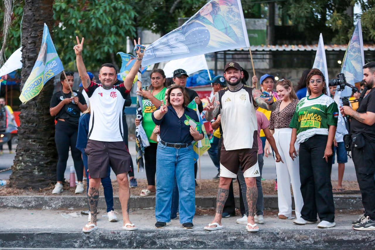 Professora Maria cresce em Manaus com apoio da população que quer mudança