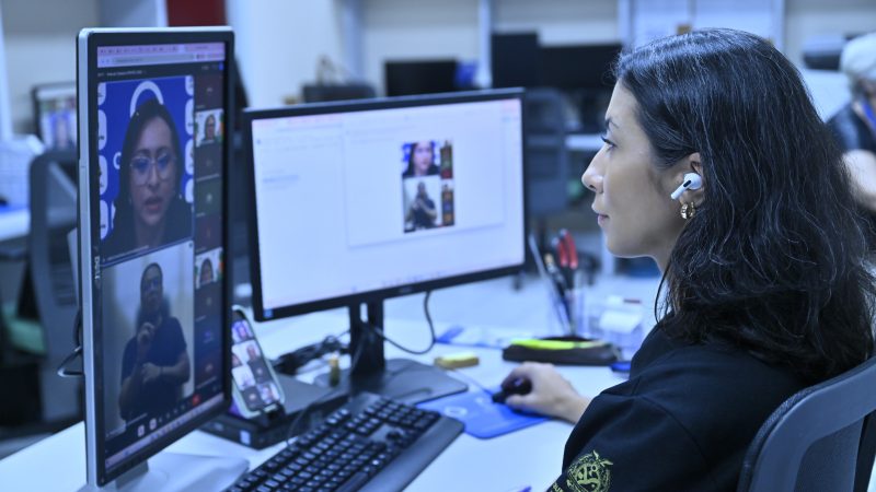 TCE-AM promove Roda de Cidadania sobre meio ambiente com cursistas do Profac