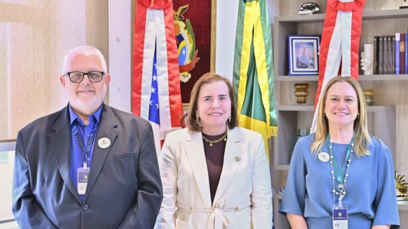 Yara Amazônia Lins recebe secretário da Sead-AM em visita institucional