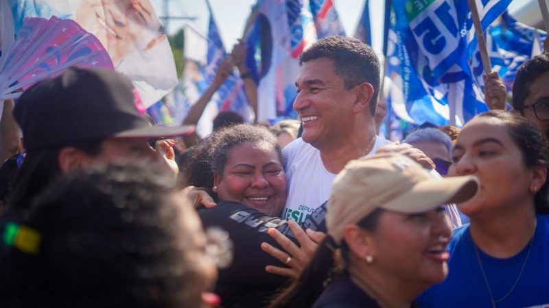 Jesus Alves tem recepção calorosa em Iranduba