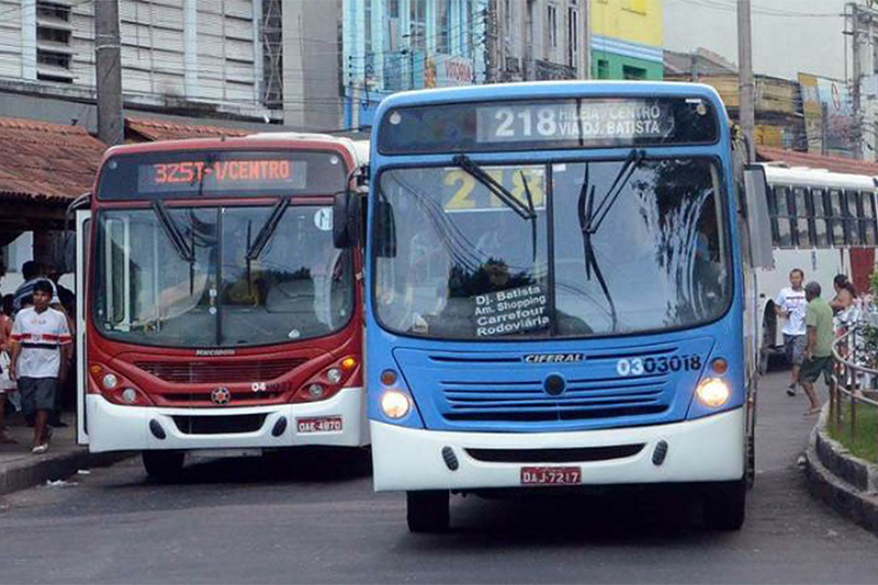 Comissão aprova proposta sobre desembarque fora do ponto de ônibus durante a noite