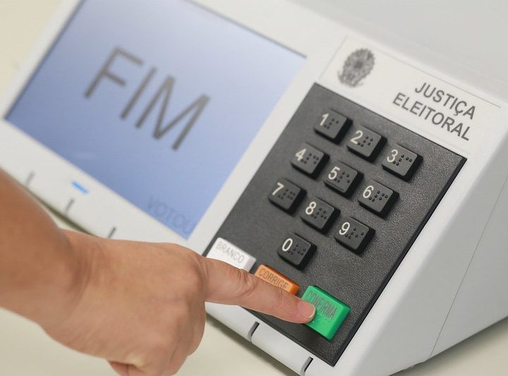 Urna eletrônica: veja como funciona e como o voto é protegido