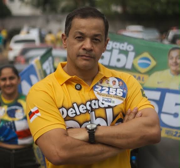 Delegado Pablo recebe Flávio Bolsonaro em Manaus e anuncia motocarreata para esta sexta-feira