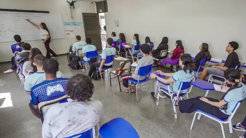 Pisa: Brasil reduz diferença para países ricos no desempenho escolar