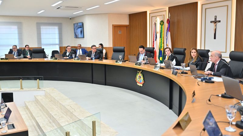 TCE-AM nega recurso e mantém multa de R$ 22 mil a ex-prefeito de Careiro