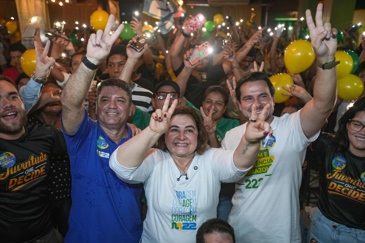 Confira horário e local de votação da Professora Maria e do Capitão Albeto Neto neste domingo, 4, em Manaus