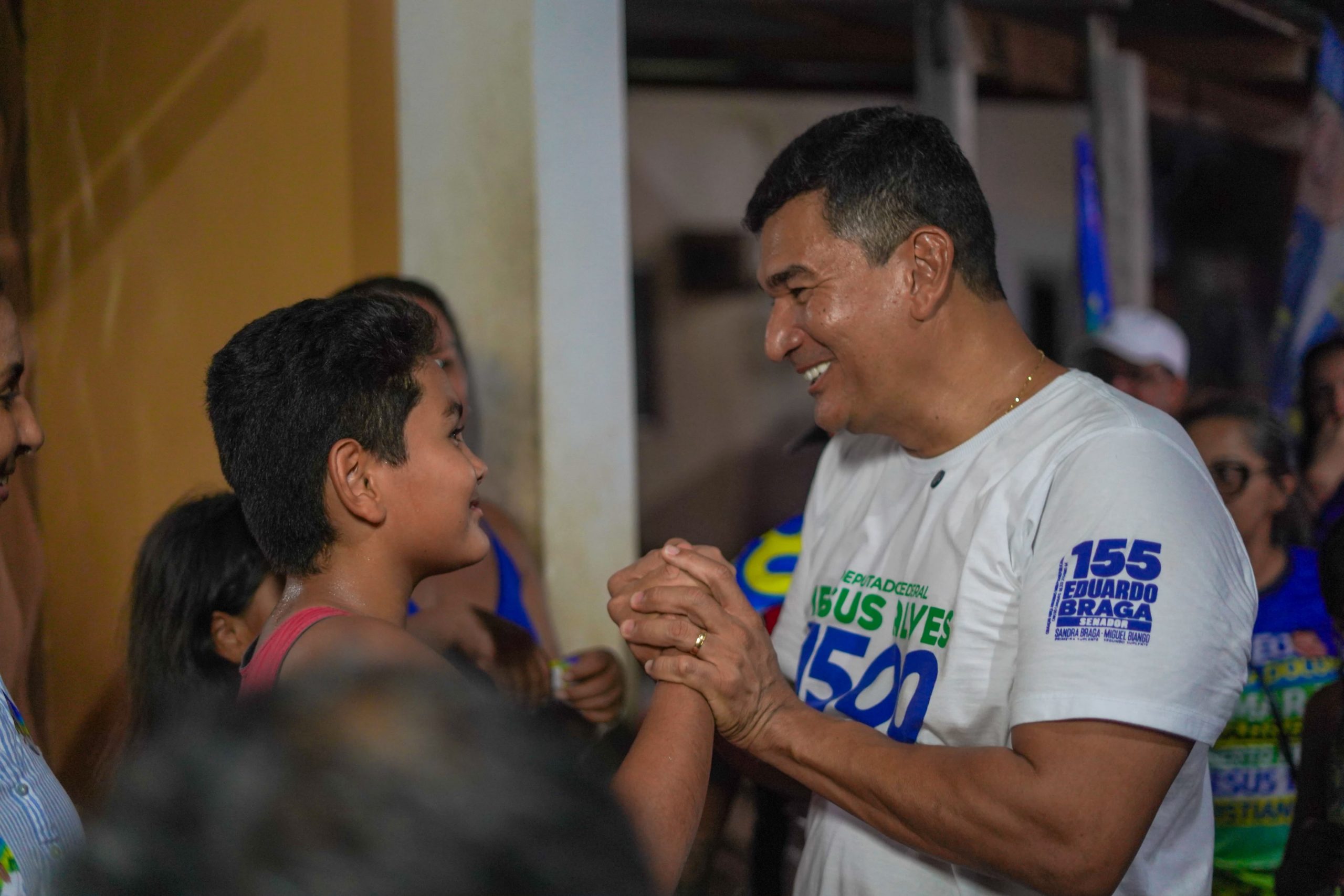 Em Manaus, Jesus Alves faz última caminhada levando esperança por moradia digna
