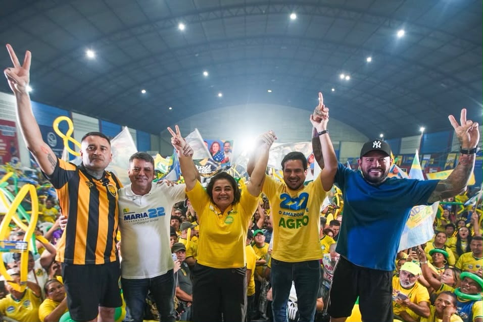 Último comício reúne milhares e marca virada na reta final da campanha da Professora Maria