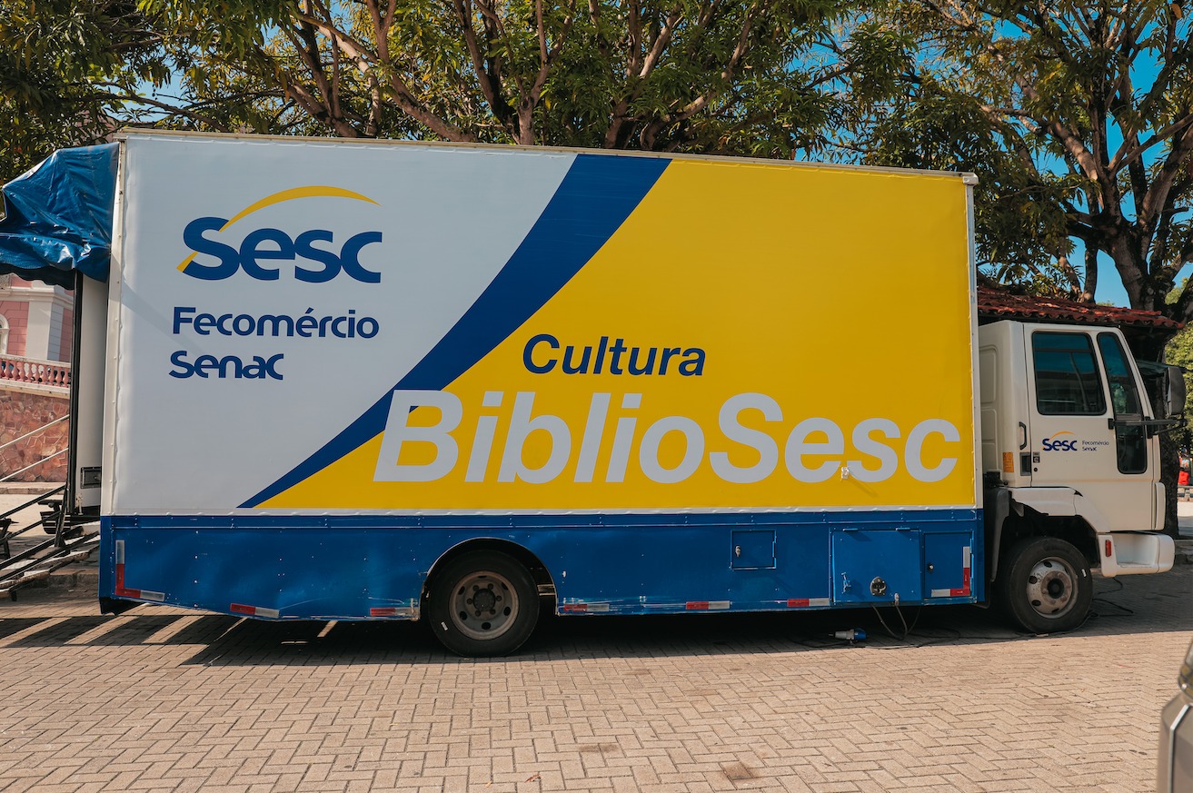 BiblioSesc realiza troca de livros e atividades literárias no 20º Festival de Teatro da Amazônia
