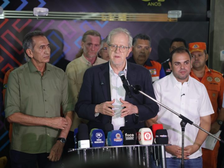 Governo do Amazonas e Governo Federal discutem combate às queimadas no estado