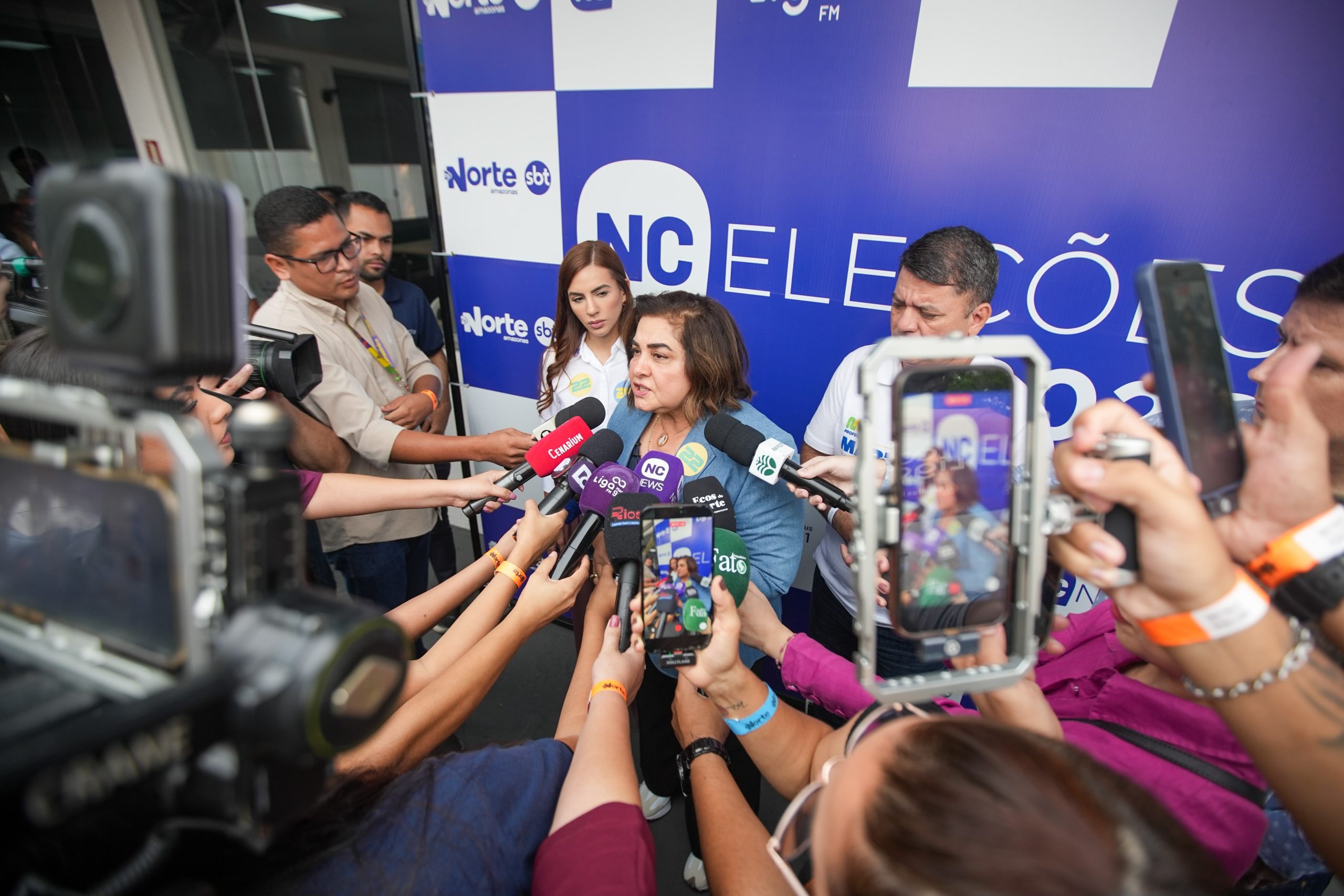 Professora Maria chega ao Debate da TV Norte e fala sobre 100 dias de governo: ‘choque de gestão