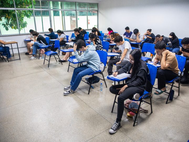 UEA finaliza aplicação das provas do Vestibular 2026 e SIS na capital e no interior