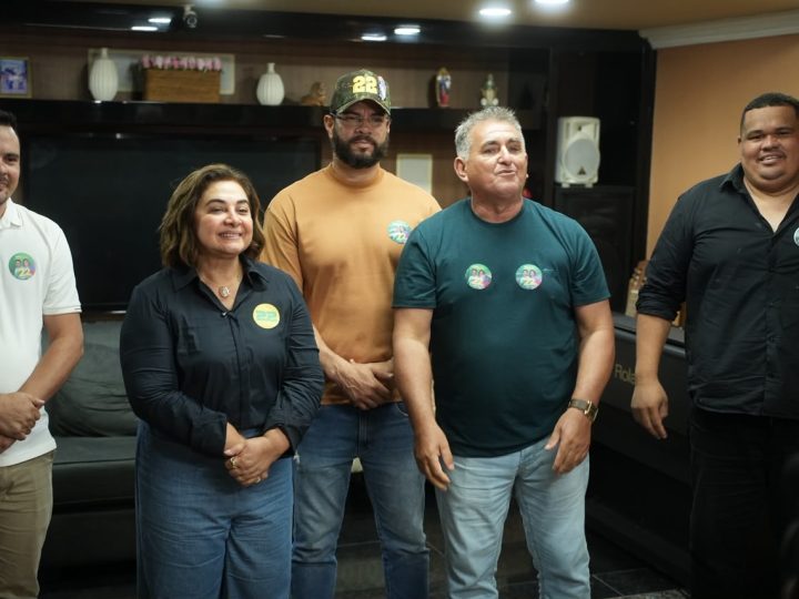 A força do interior: Professora Maria recebe apoio de várias lideranças do interior