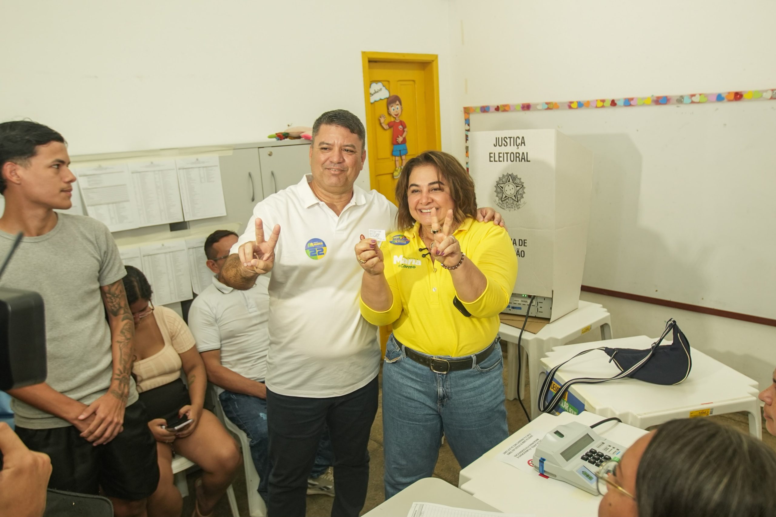 Confira os horários e locais de votação da Professora Maria e do vice, Coronel Aníbal, no segundo turno das Eleições 2026