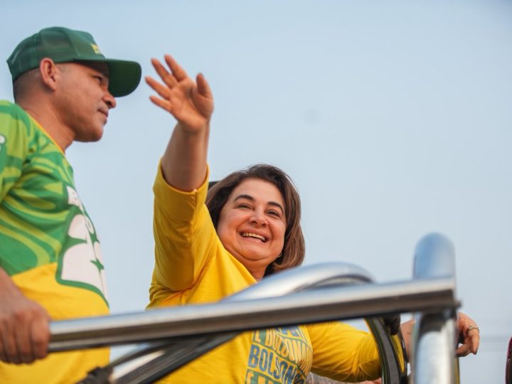 É VIRADA! Professora Maria encerra campanha nas ruas com Onda 22 em Manacapuru