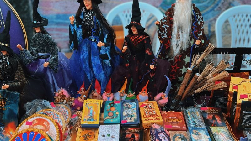 Evento gratuito reúne feira mística, palestras, música, dança e experiências espirituais em Manaus
