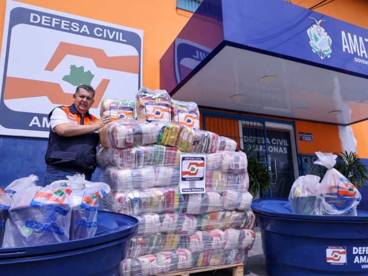 Governo do Amazonas envia mais de 13 toneladas de alimentos a Anamã e Rio Preto da Eva