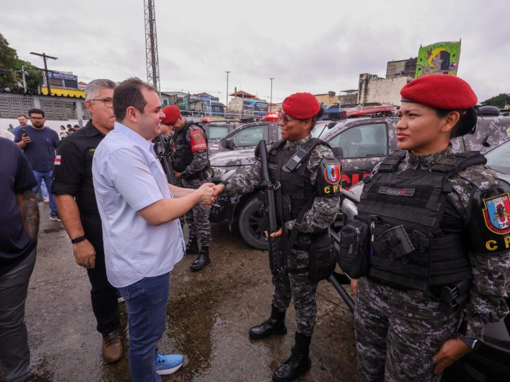 No Dia do Servidor Público, governador Roberto Cidade antecipa pagamento de salários e anuncia datas do 13º