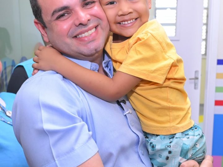 Inaugurado pelo governador Roberto Cidade, adolescentes do Juventude TEA transformam terapia em música, dança e novas conquistas