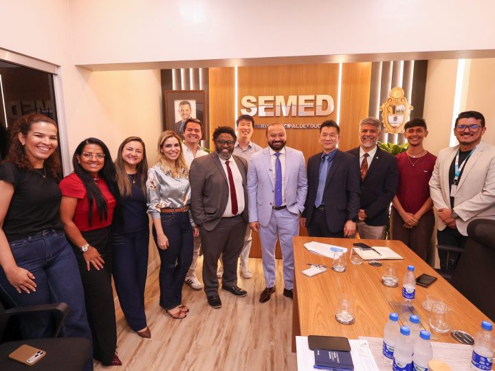 Prefeitura e Consulado Coreano alinham ampliação do ensino de idioma em escolas de Manaus