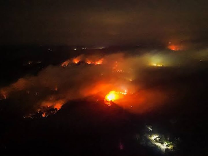 Itacoatiara: Incêndio florestal atinge área equivalente a 5,6 mil campos de futebol e ameaça território indígena