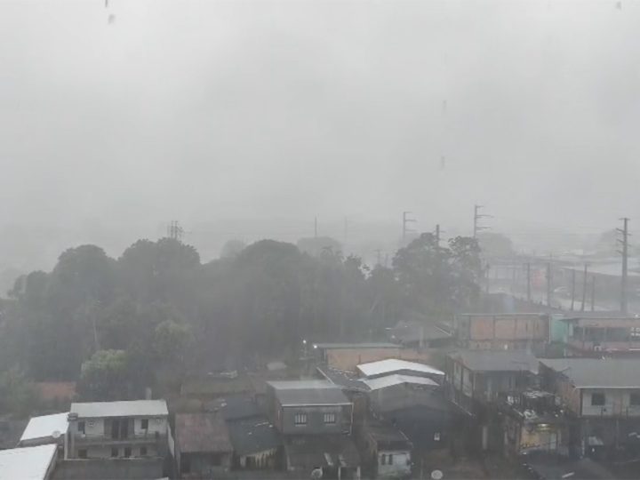 Defesa Civil alerta para nível alto de chuvas intensas em Manaus