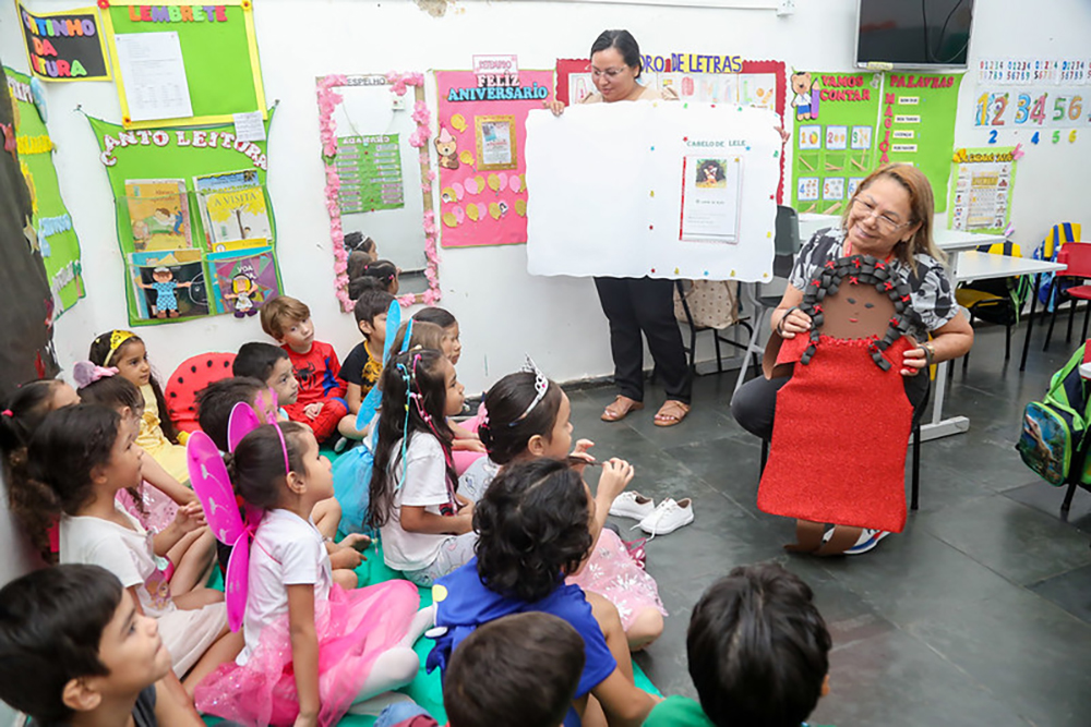 Semana do Livro Infantil estimula leitura e imaginação nas escolas de Manaus