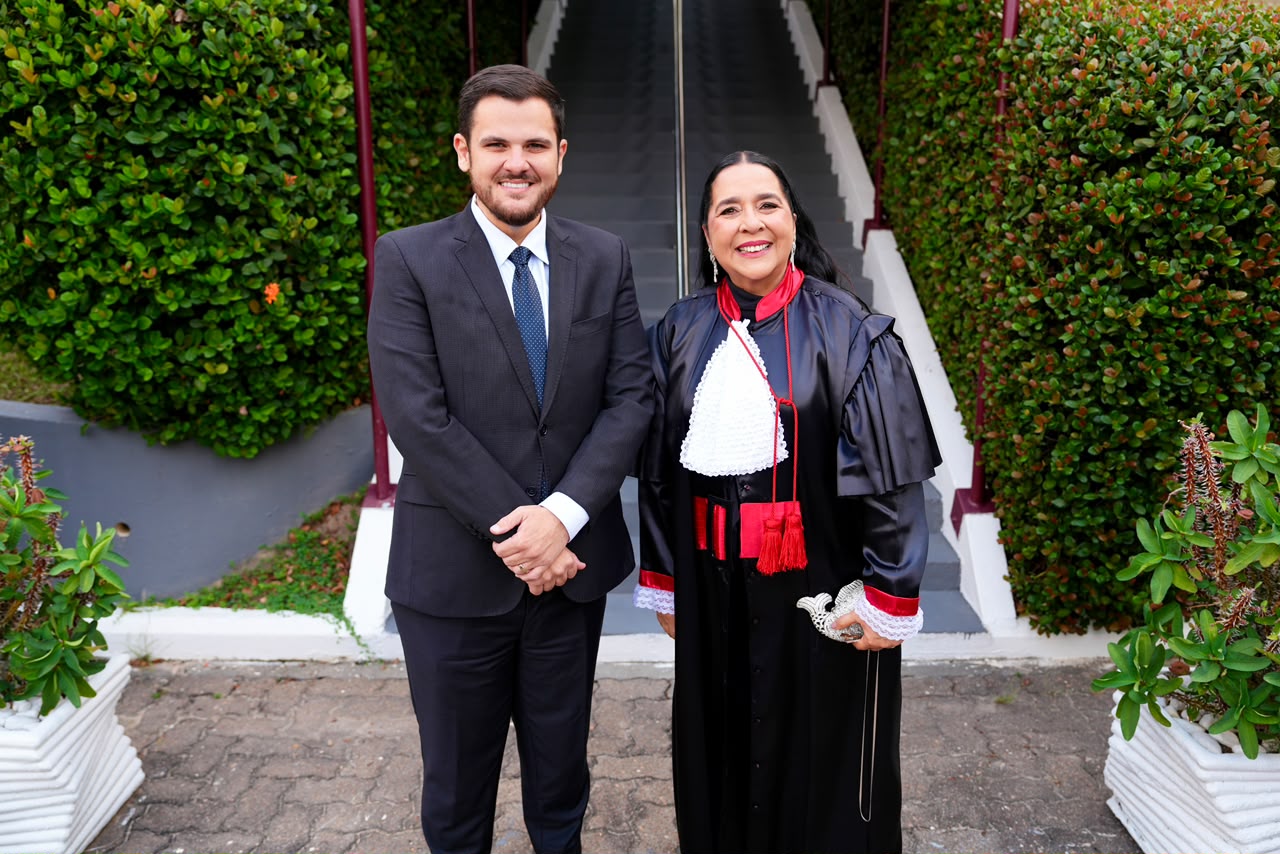 Prefeito Renato Junior prestigia recondução da procuradora-geral Leda Mara ao comando do MP-AM e destaca importância do diálogo entre os poderes