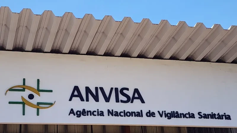 Anvisa proíbe suplementos alimentares de origem desconhecida