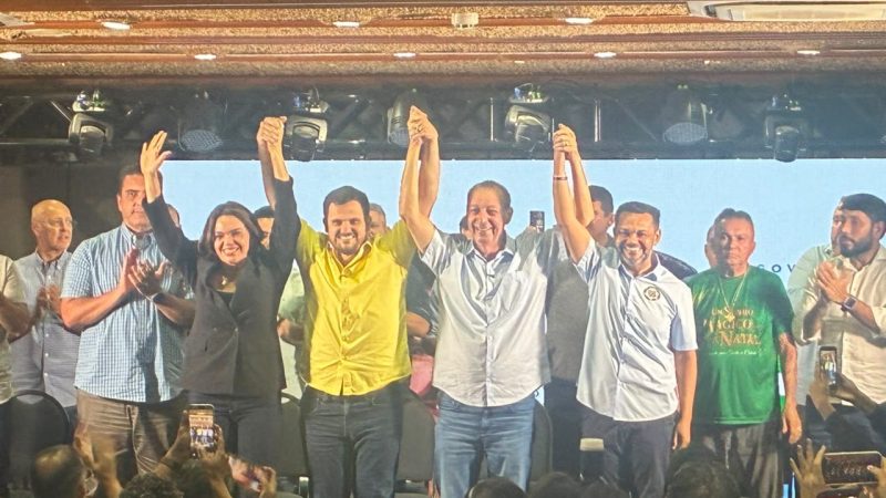 Prefeito de Manaus declara apoio a Omar Aziz no segundo turno para o Governo do Amazonas