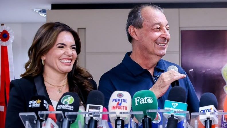Omar Aziz anuncia que vai coordenar transição e que ainda não escolheu secretários
