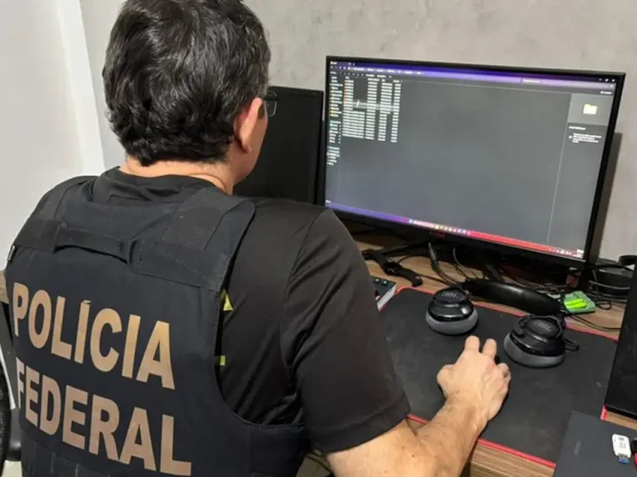 PF faz ação para prender 23 envolvidos com facção criminosa no Rio
